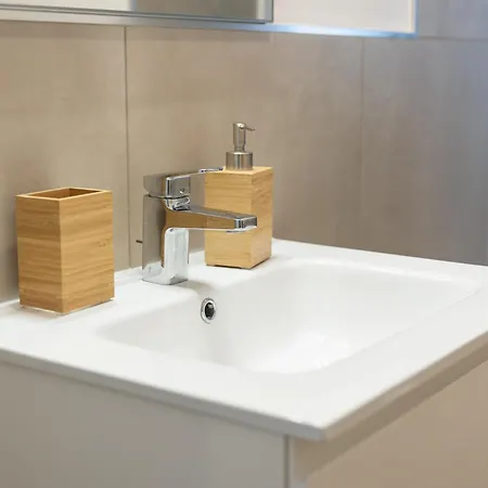 Giardino Al Mare - Bilocale Con Piscina E Grande Giardino A Due Passi Dal Mare *